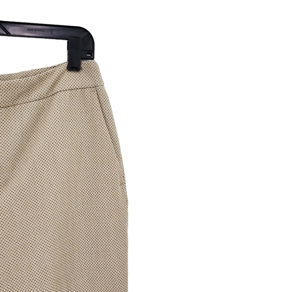 Zara Women's Swiss Dots Slim Fit Cropped Pants - 8 - Picture 2 of 6